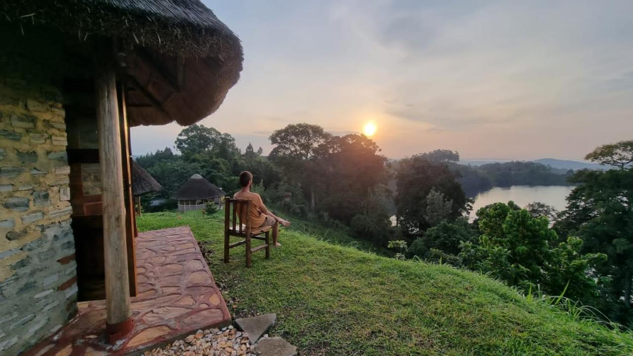 Lake Nyamirima Cottages Fort Portal Eksteriør billede