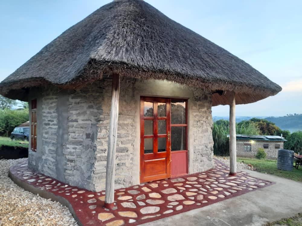 Lake Nyamirima Cottages Fort Portal Eksteriør billede